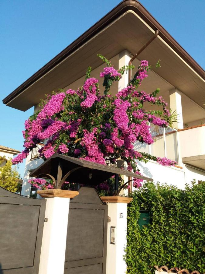 La Bouganville Di Sante E Rosa Manoppello Kültér fotó